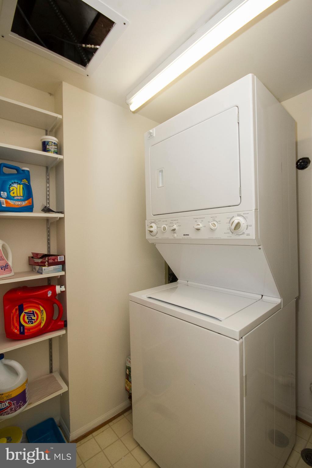 2901 Fallstaff Road, Unit 504 Baltimore, MD 21209 - Photo 17 of 22 a utility room with dryer and washer