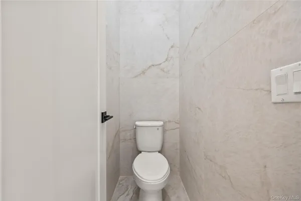 $1,149,000 | 13 Warren Court, Unit 213, Monsey, NY 10952