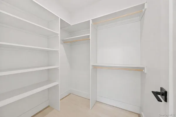 $1,149,000 | 13 Warren Court, Unit 213, Monsey, NY 10952