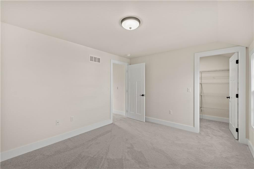 411 Georgetown Road Lawrence, PA 15055 - Photo 31 of 40 a view of an empty room