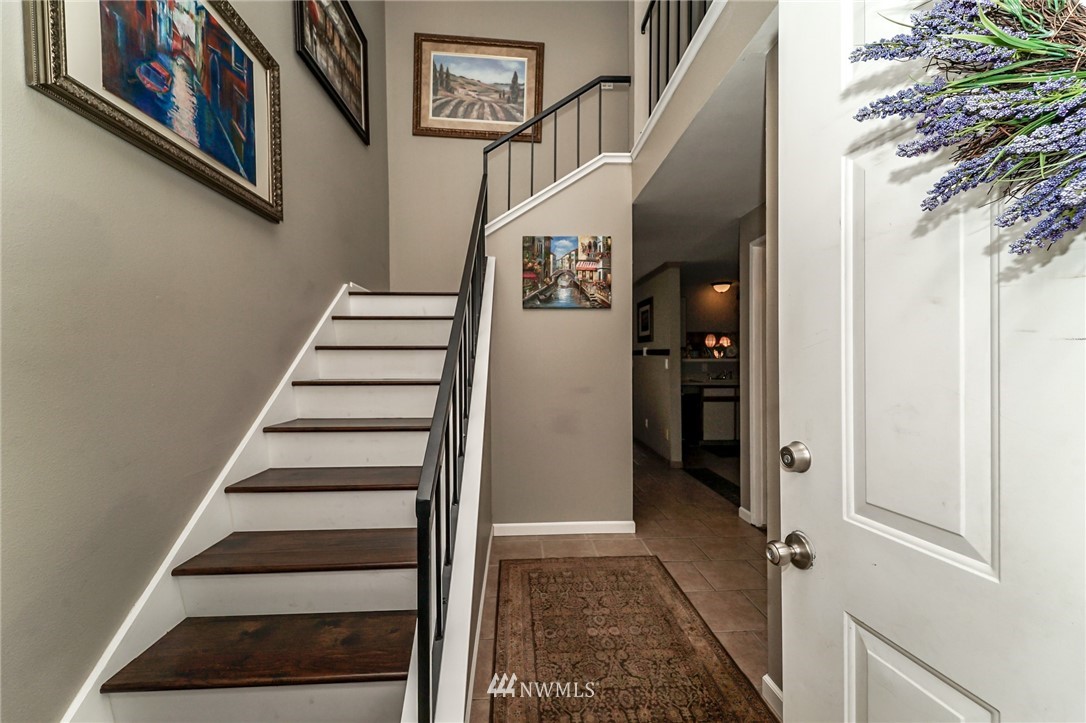 4109 Northeast 5th Street Renton, WA 98059 - Photo 7 of 26 a view of entryway