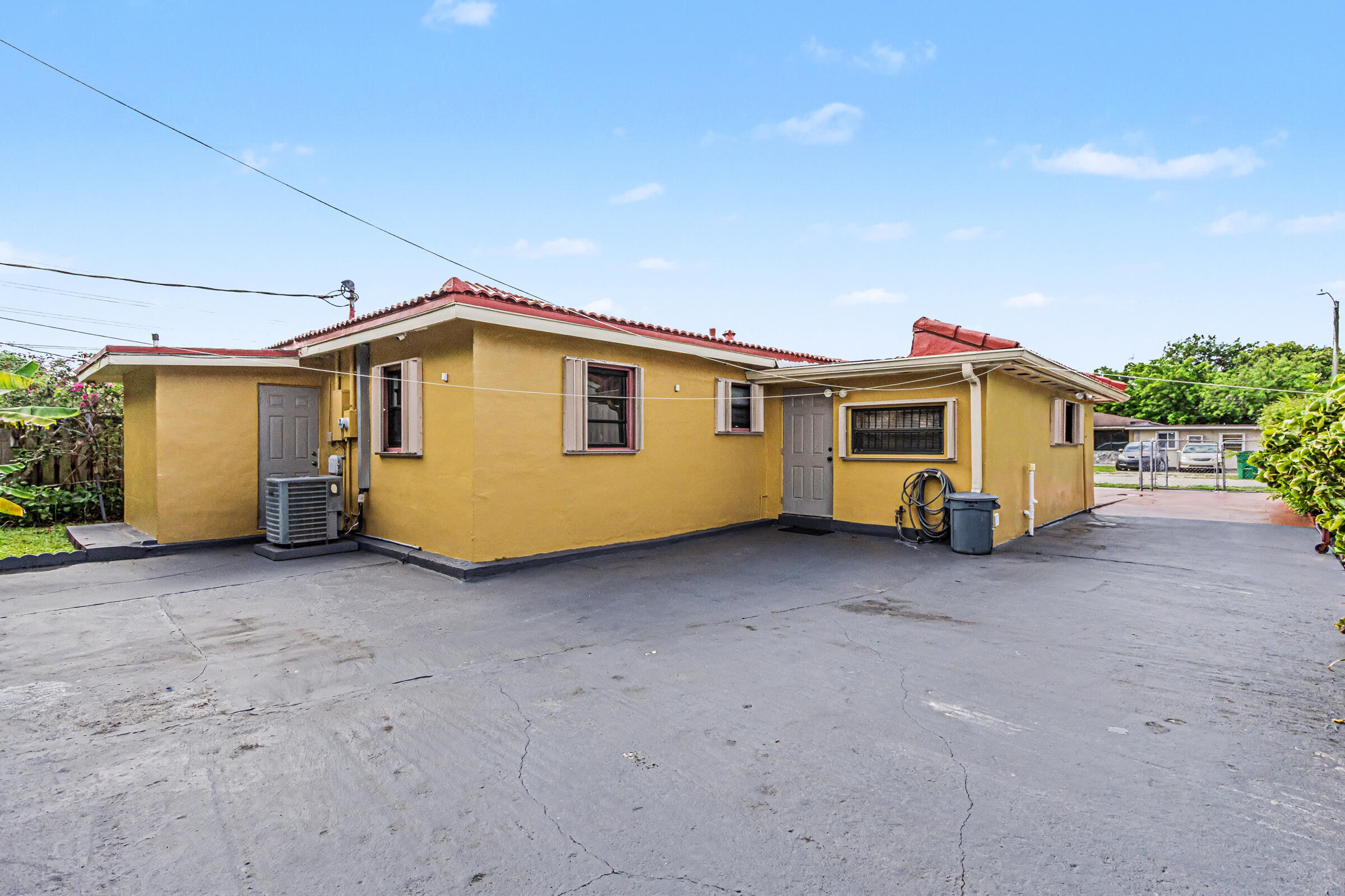 6417 Southwest 23rd Street Miramar, FL 33023 - Photo 8 of 45 6417-8