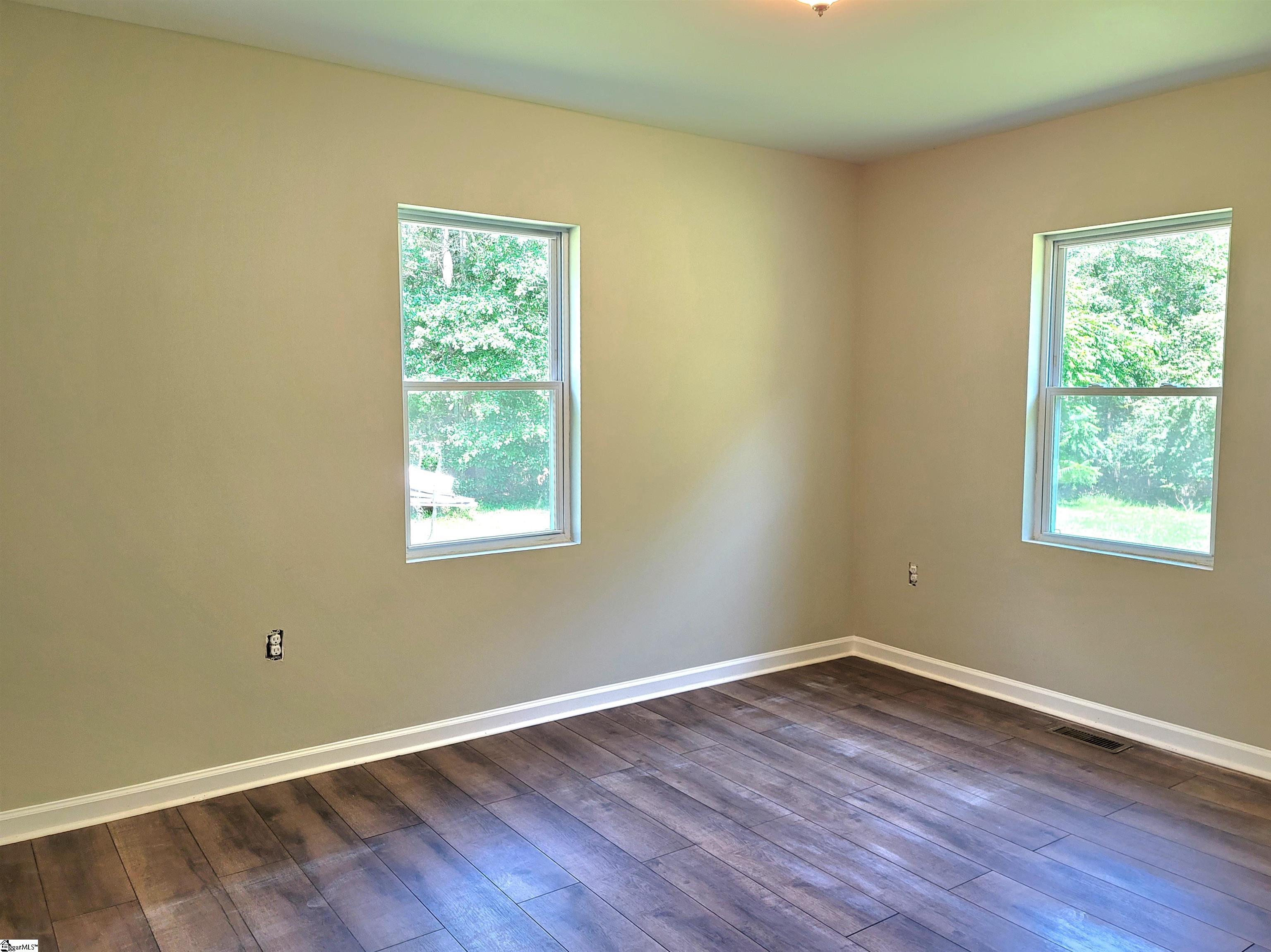 528 Old Hundred Road Pelzer, SC 29669 - Photo 21 of 29