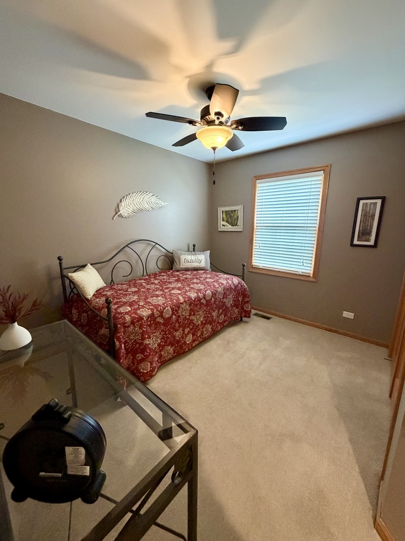 5024 Spring Road McHenry, IL 60050 - Photo 14 of 24 Gallery Image 14