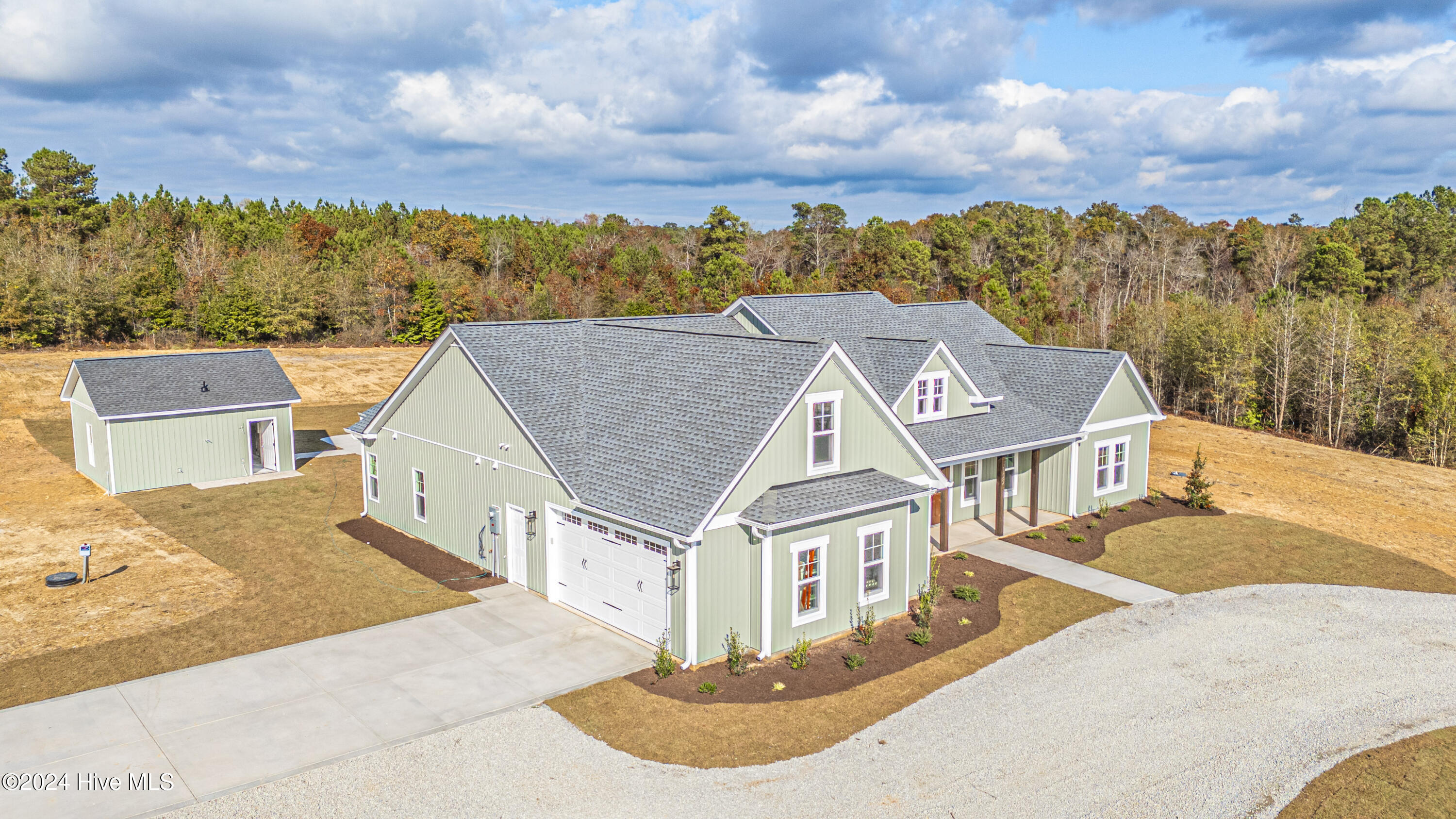 155 Hickory Pointer Way Cameron, NC 28326 - Photo 2 of 21 Superior Homes of the Sandhills 'Hyland' Floor Plan on 10+ Acres