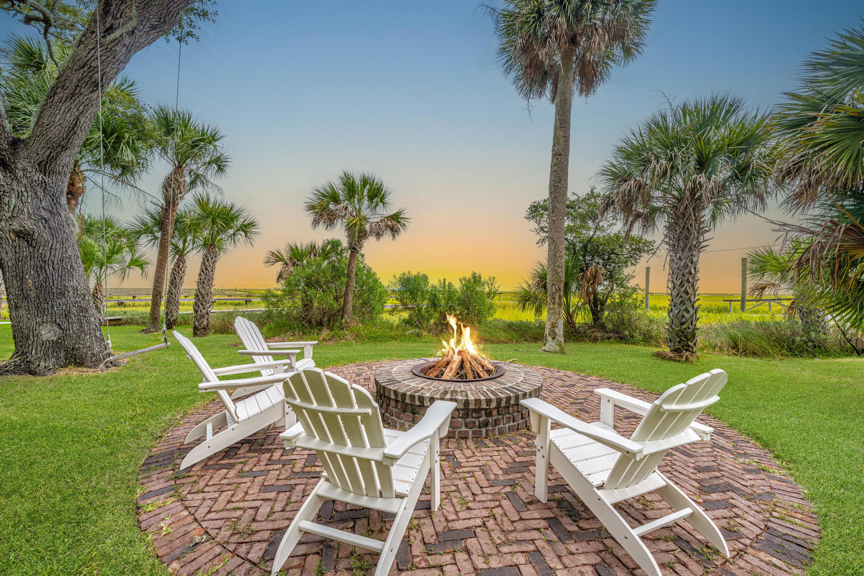 844 Hammocks Way Edisto Island, SC 29438 - Photo 4 of 76 844HammocksWay004