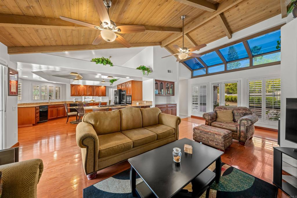 2886 Windwood Way Spring Valley, CA 91978 - Photo 4 of 35