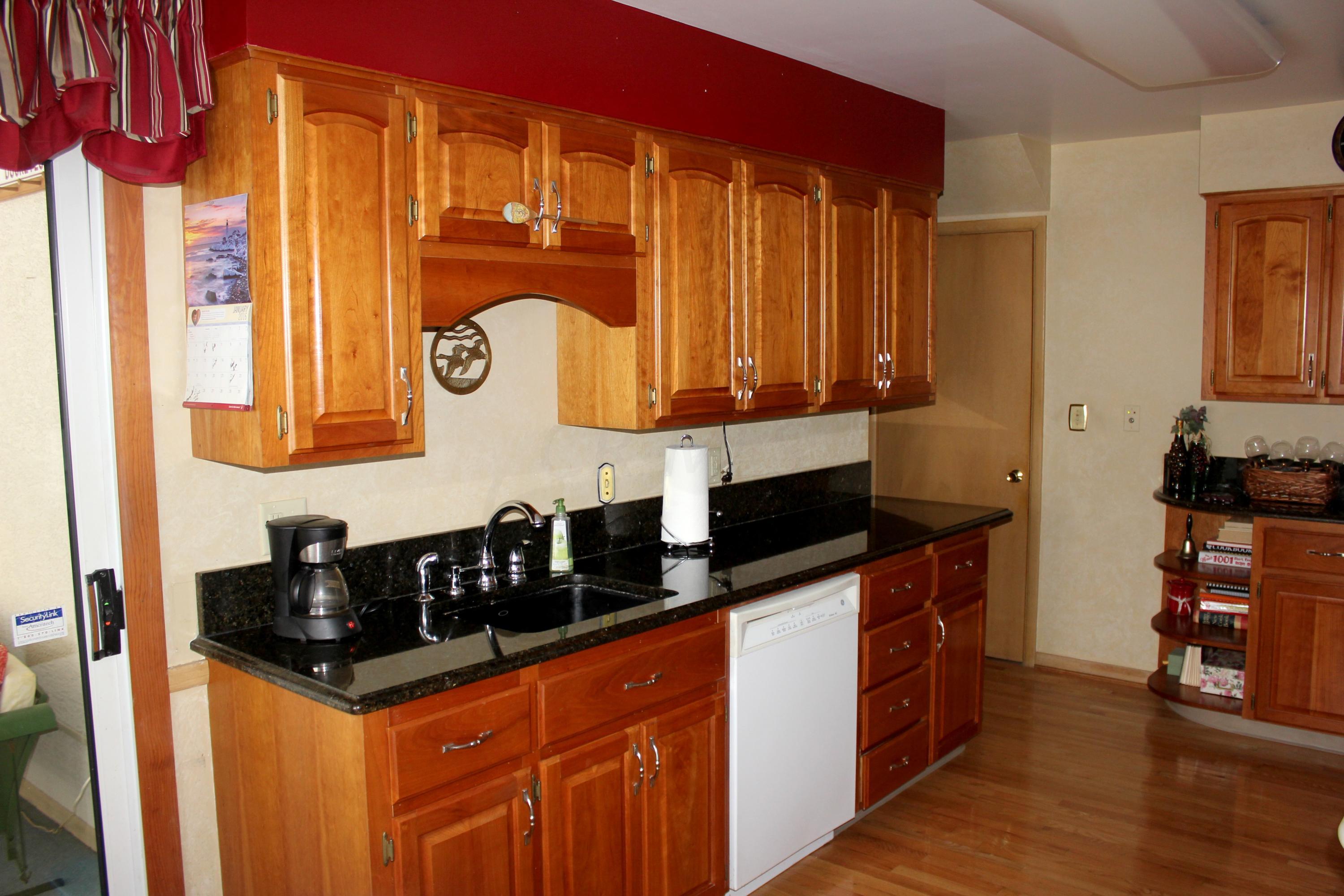 1768 Wyandotte Road Columbus, OH 43212 - Photo 10 of 28