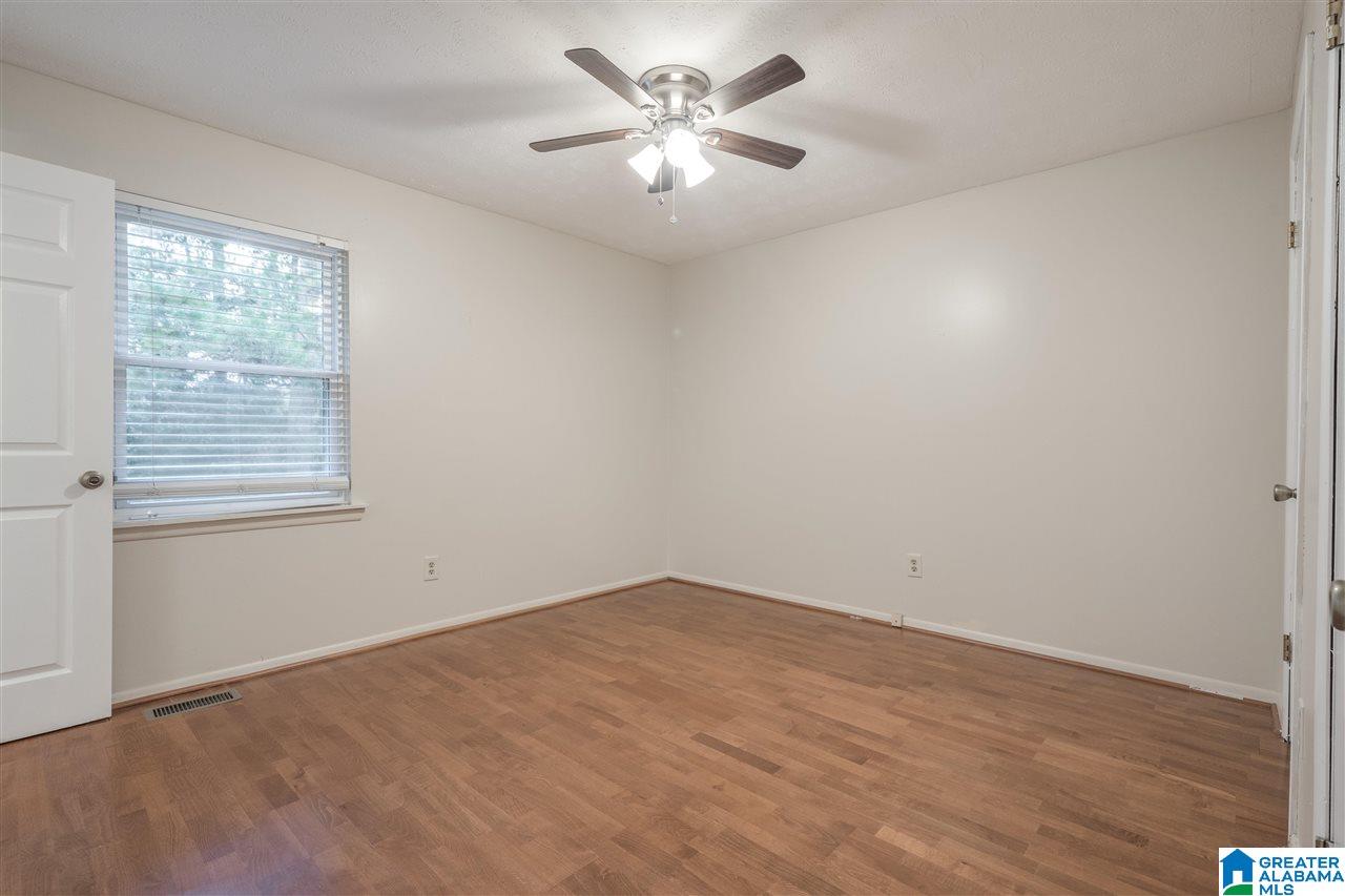 5323 Dixieland Road Birmingham, AL 35210 - Photo 14 of 31
