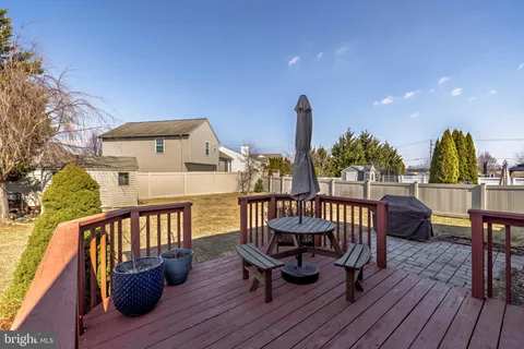 $325,000 | 7 Sussex Drive, Carlisle, PA 17013