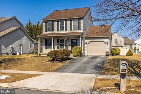$325,000 | 7 Sussex Drive, Carlisle, PA 17013