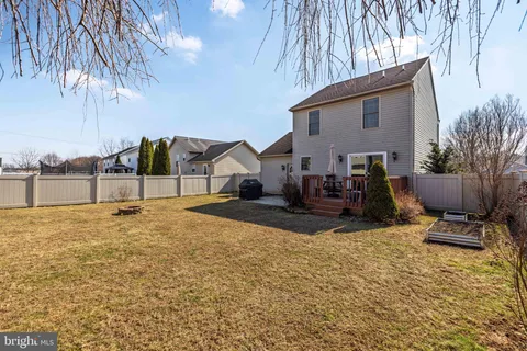 $325,000 | 7 Sussex Drive, Carlisle, PA 17013