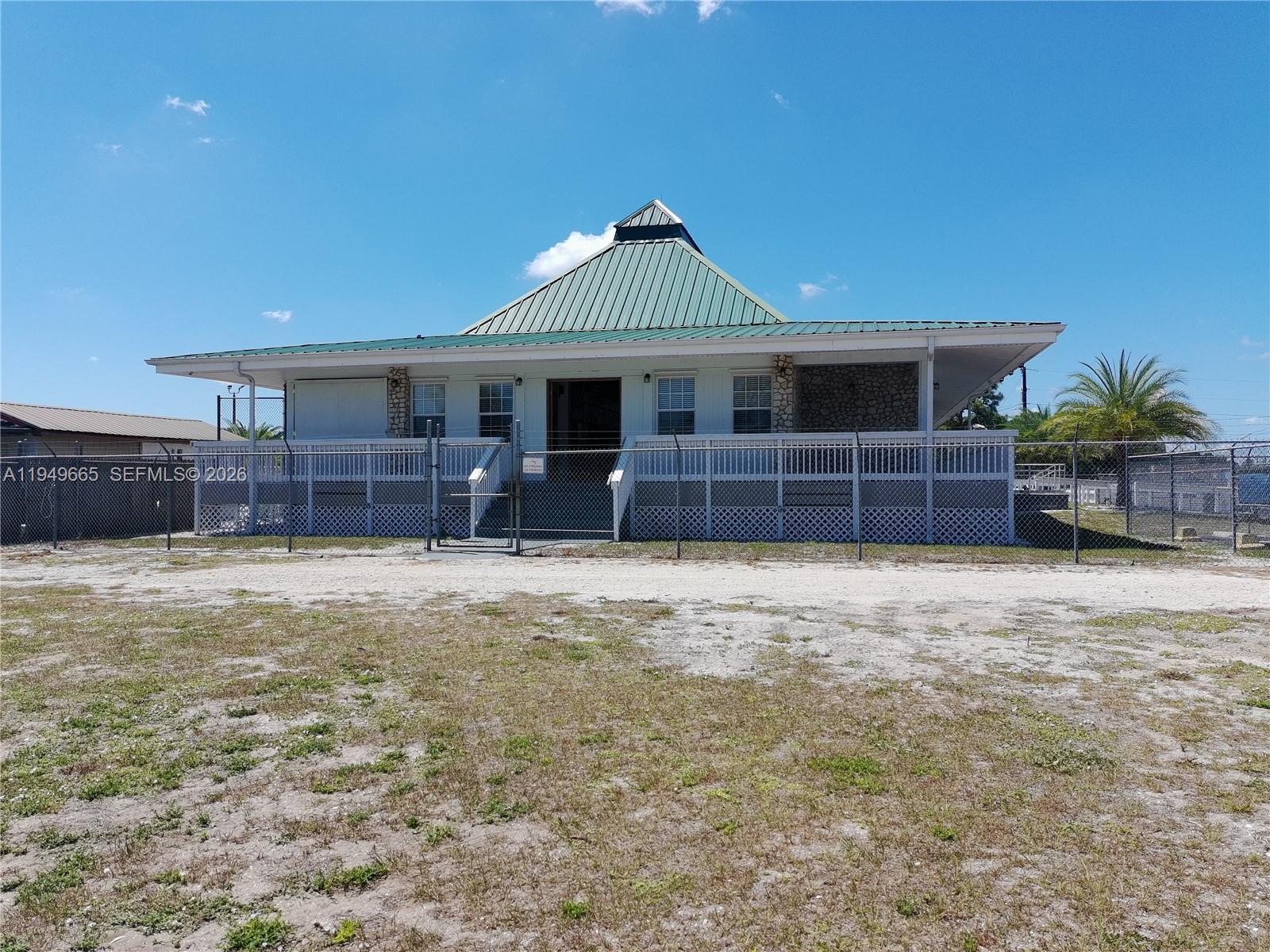 612 Hunting Club Avenue Clewiston, FL 33440 - Photo 48 of 59