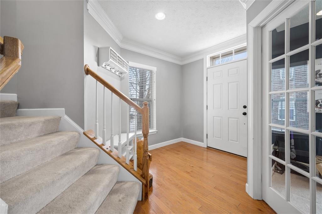 4009 Village Run Road Wexford, PA 15090 - Photo 4 of 38 Gallery Image 4