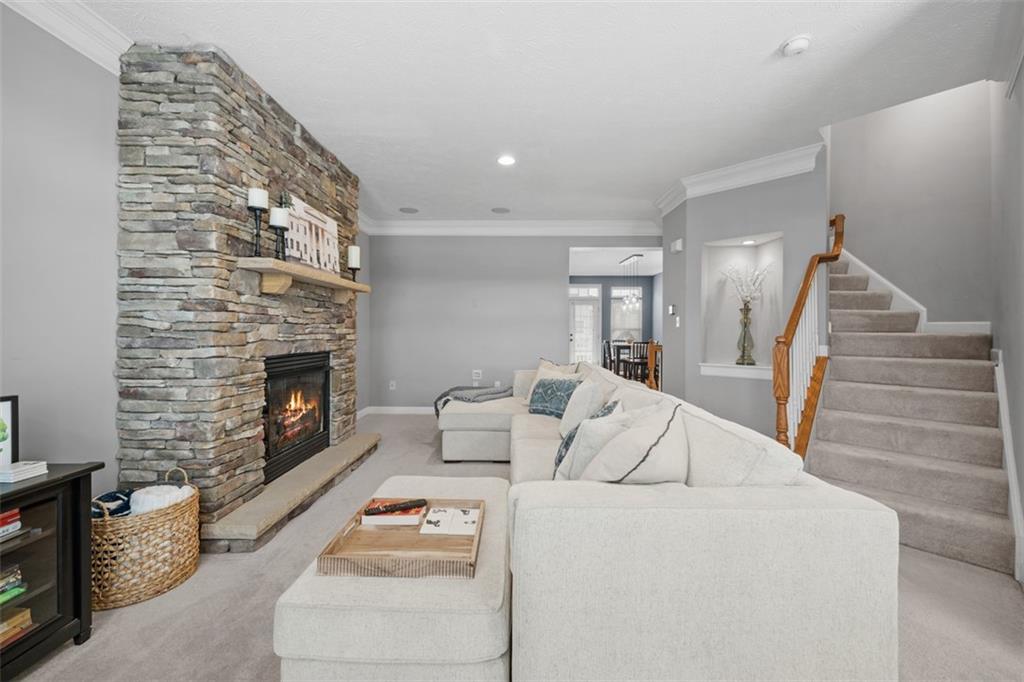 4009 Village Run Road Wexford, PA 15090 - Photo 6 of 38 Gallery Image 6