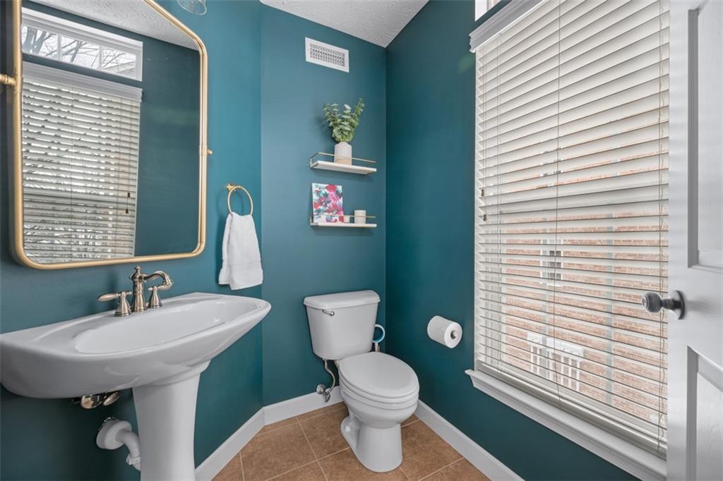 4009 Village Run Road Wexford, PA 15090 - Photo 10 of 38 Gallery Image 10