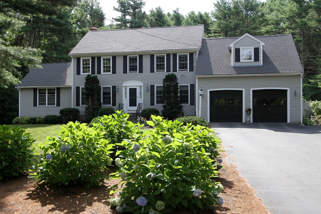 17 Reed Farm Road Lakeville, MA 02347 - Photo 1 of 28 Gallery Image 1
