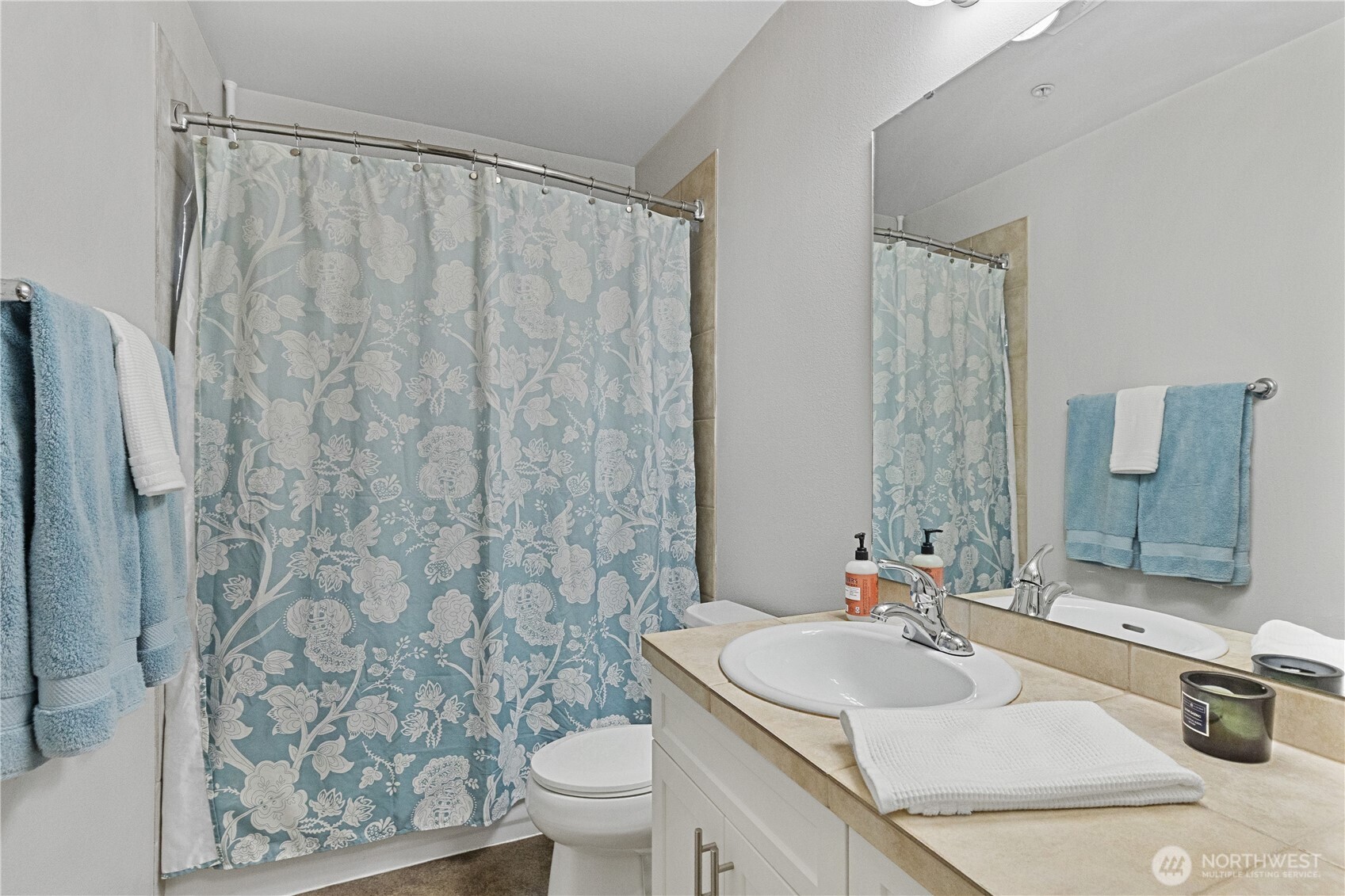 3918 243rd Place Southeast, Unit F204 Bothell, WA 98021 - Photo 14 of 32