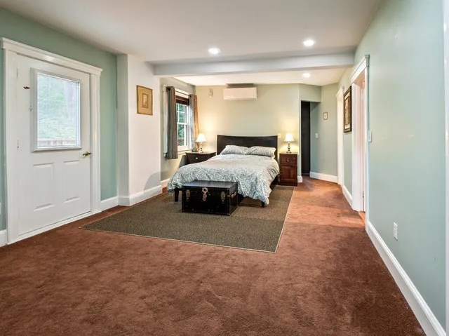 $849,999 | 8 Montvale Road, Worcester, MA 01609