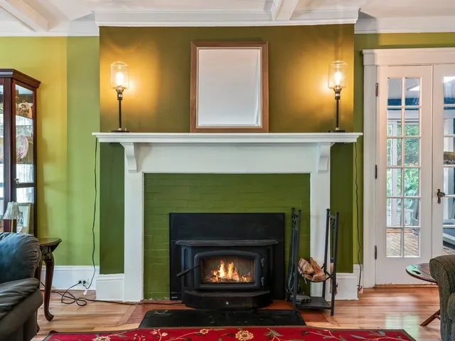 $849,999 | 8 Montvale Road, Worcester, MA 01609