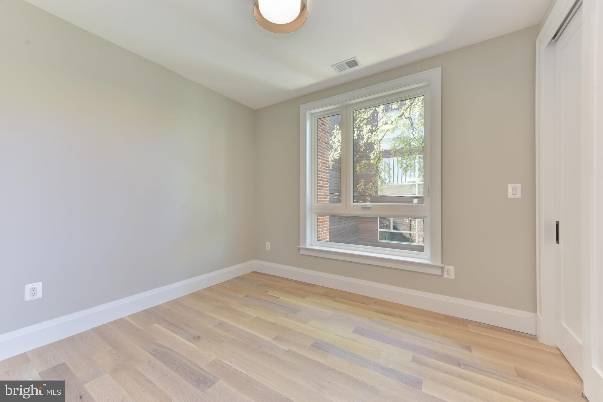 311 P Street Northwest, Unit 2 Washington, DC 20001 - Photo 8 of 14