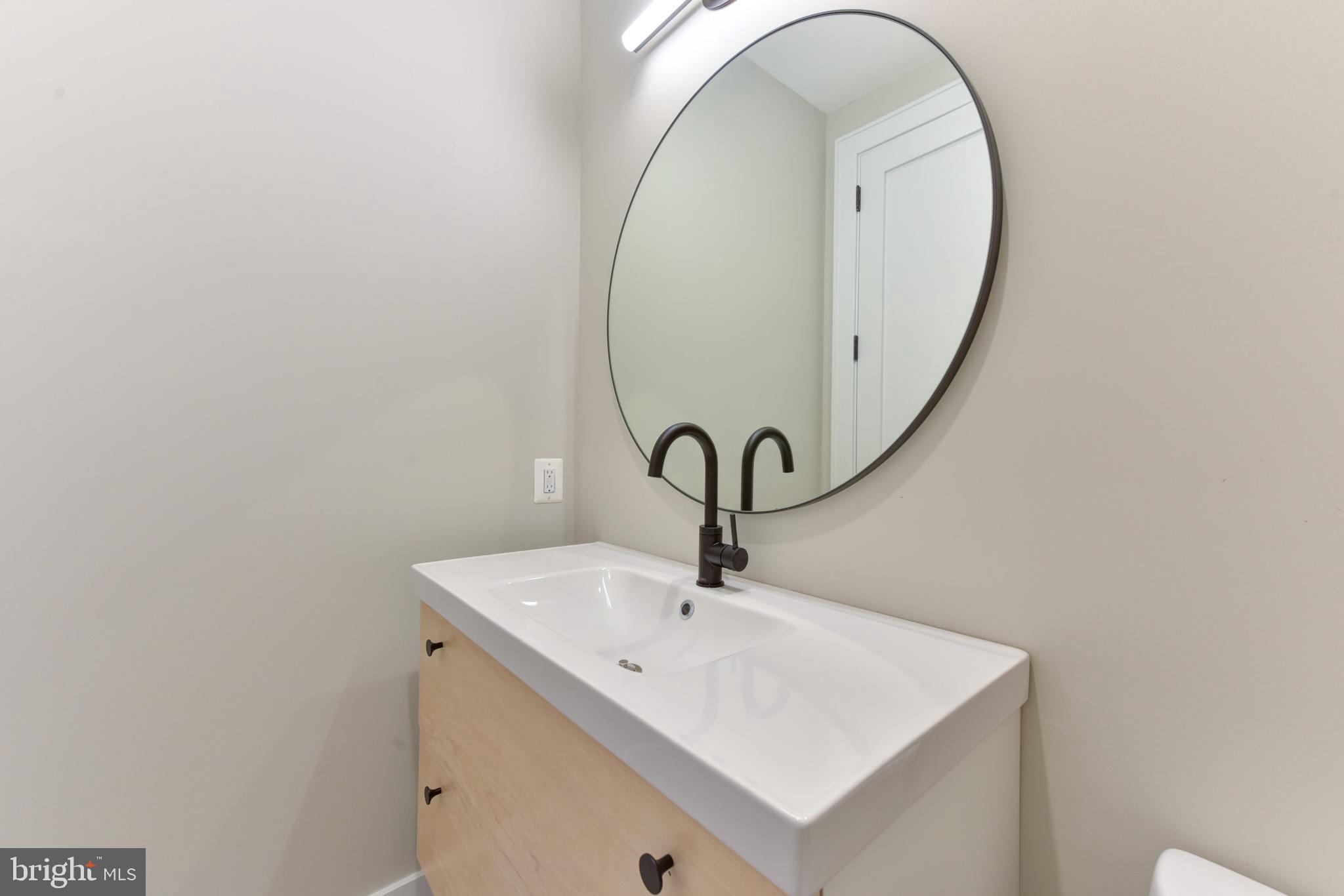 311 P Street Northwest, Unit 2 Washington, DC 20001 - Photo 10 of 14