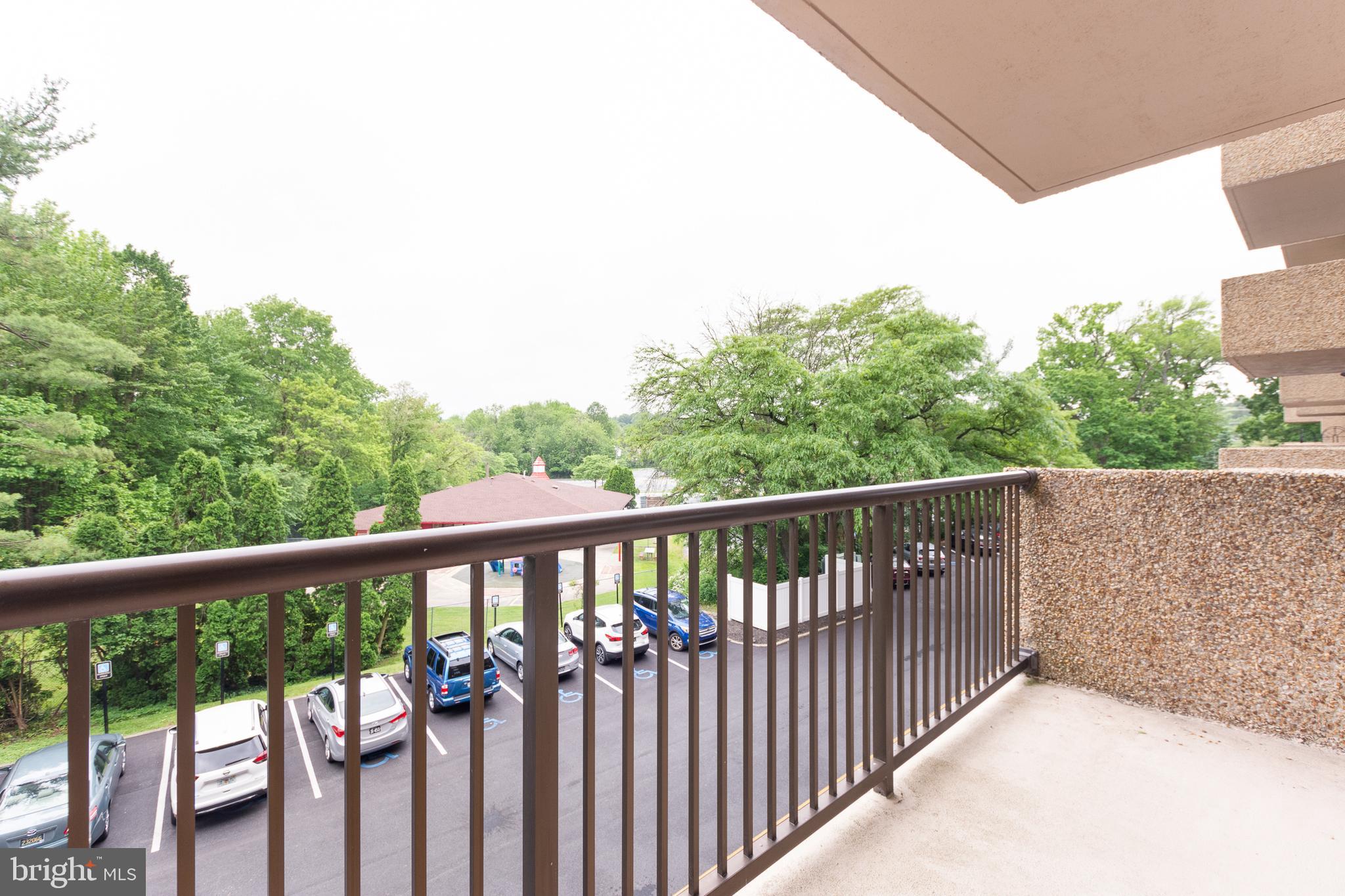 2016 Naamans Road, Unit C9 Wilmington, DE 19810 - Photo 17 of 18 Balcony