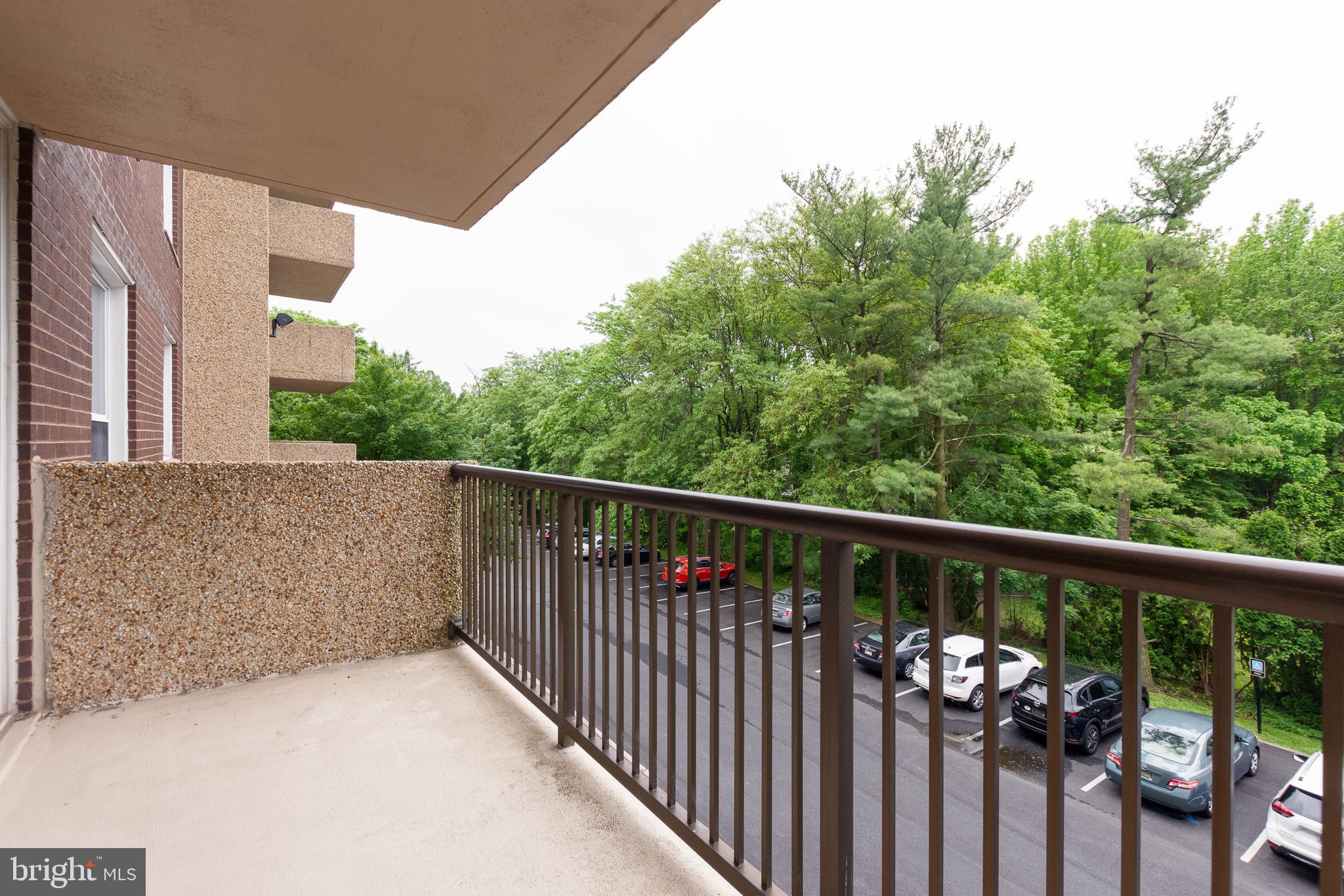 2016 Naamans Road, Unit C9 Wilmington, DE 19810 - Photo 18 of 18 Balcony