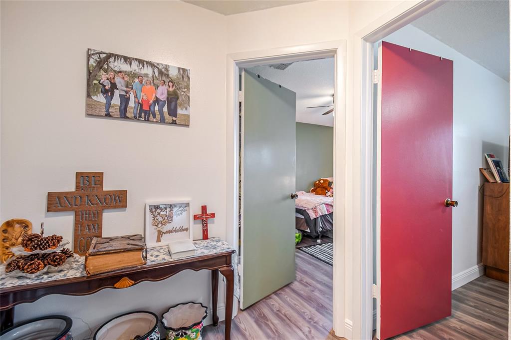 4432 Watch Hill Road Orlando, FL 32808 - Photo 20 of 30 a workspace with furniture and a gate