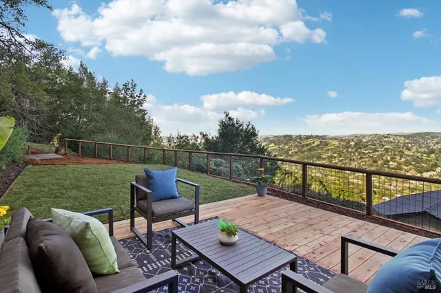 $1,249,000 | 85 La Encinal, Orinda, CA 94563