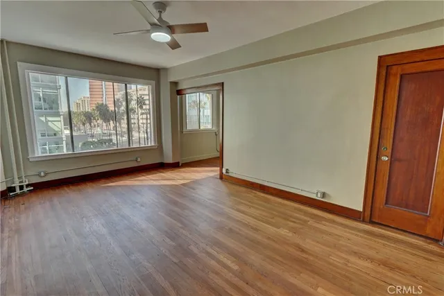$1,500 | 360 West Ocean Boulevard, Long Beach, CA 90802
