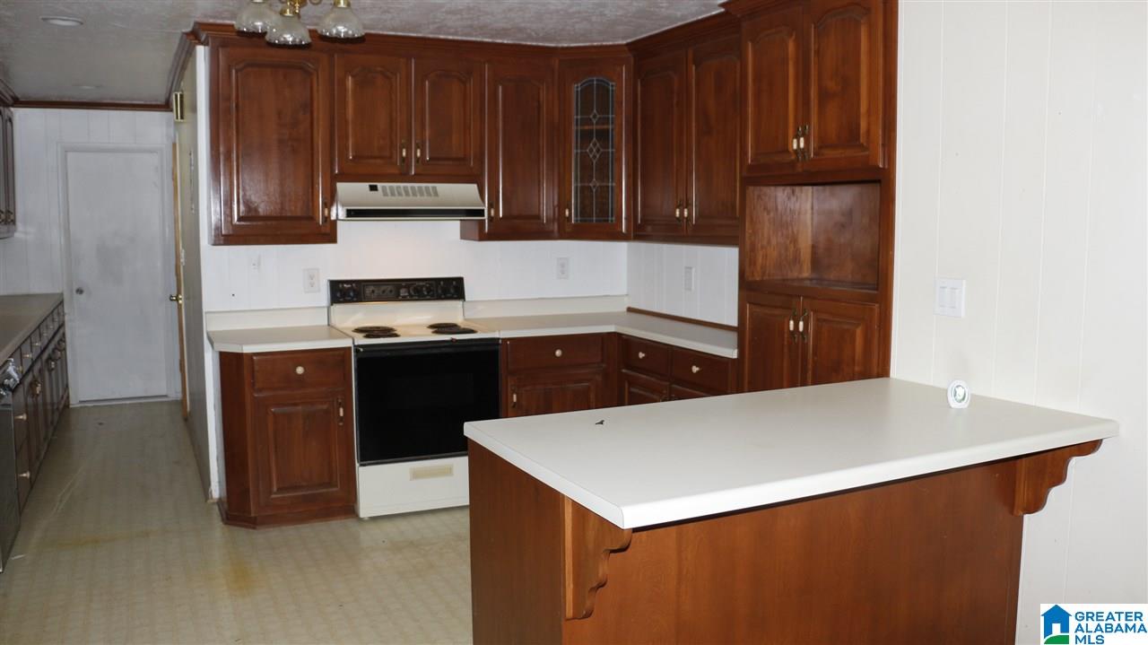 1317 Glendale Road Anniston, AL 36207 - Photo 7 of 35