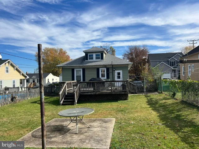 $250,000 | 3204 Elizabeth Avenue, Baltimore, MD 21227