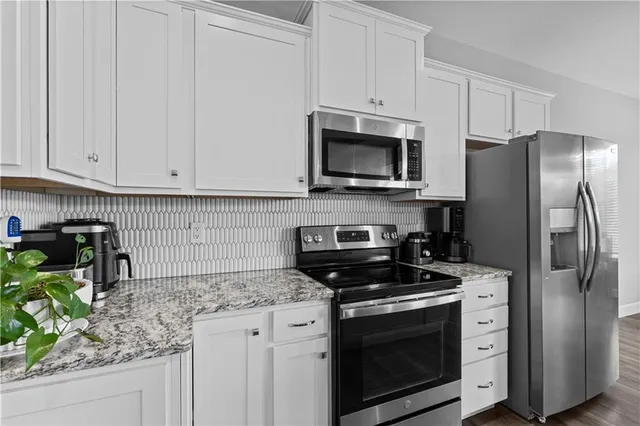 $455,000 | 3225 North 109th Place, Kansas City, KS 66109