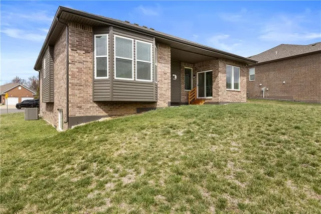 $455,000 | 3225 North 109th Place, Kansas City, KS 66109
