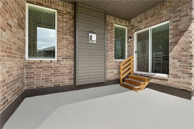 $455,000 | 3225 North 109th Place, Kansas City, KS 66109