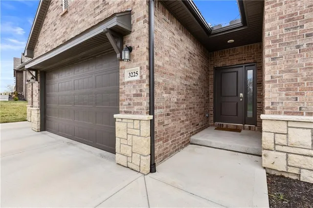 $455,000 | 3225 North 109th Place, Kansas City, KS 66109