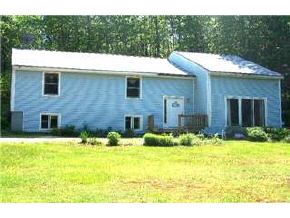 202 Hartshorn Road Barnstead, NH 03218 - Photo 1 of 9