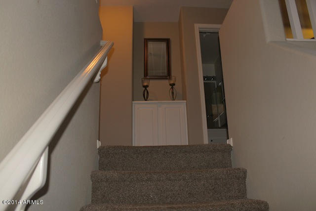 4348 South Rim Court Gilbert, AZ 85297 - Photo 11 of 25 Staircase