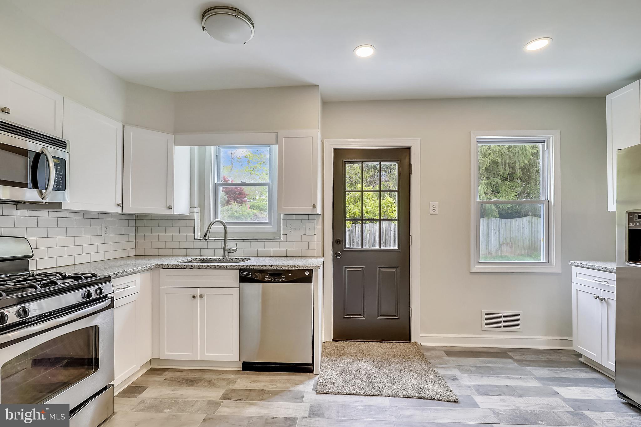 10117 Gates Avenue Silver Spring, MD 20902 - Photo 13 of 69