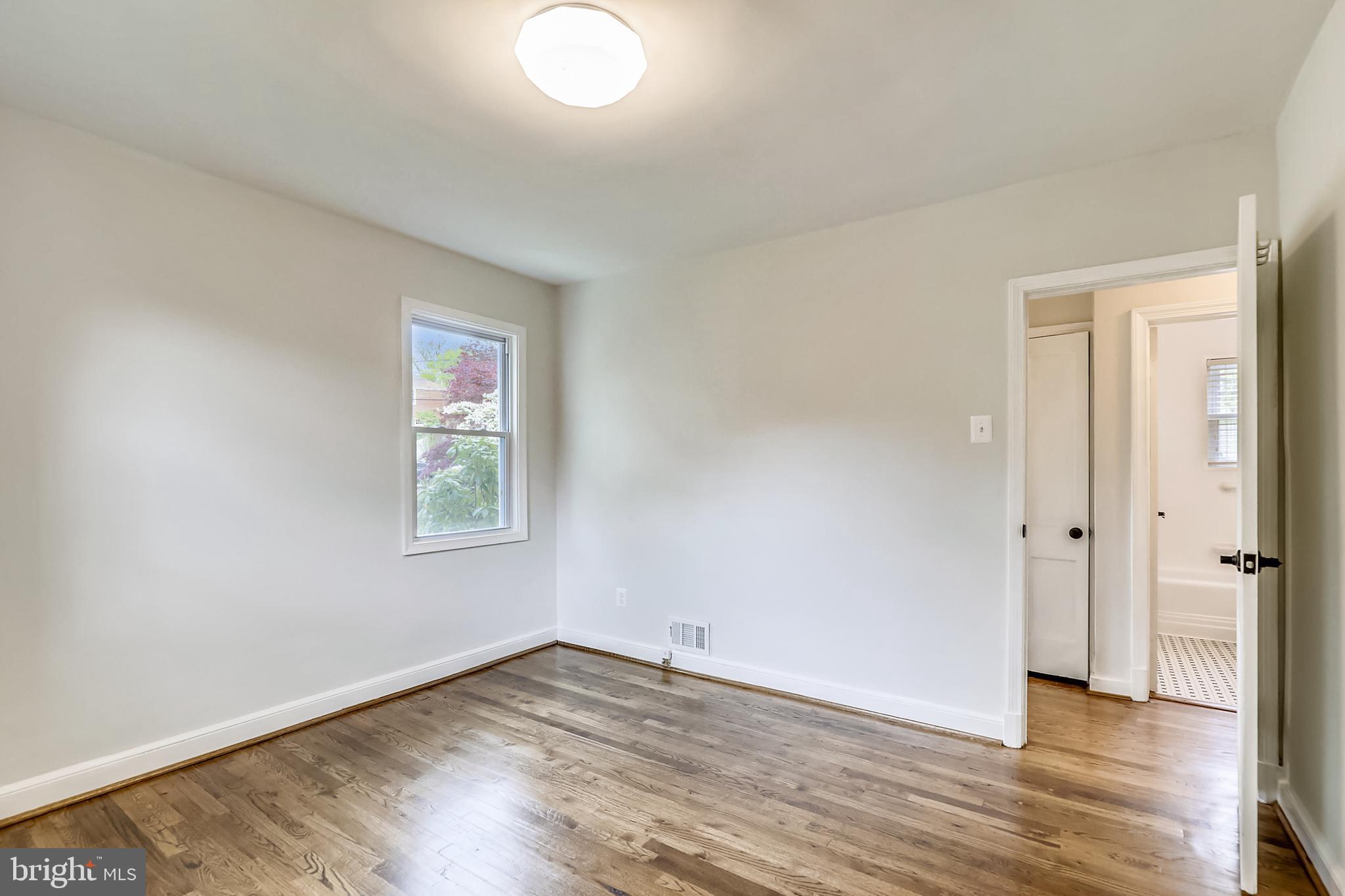 10117 Gates Avenue Silver Spring, MD 20902 - Photo 22 of 69