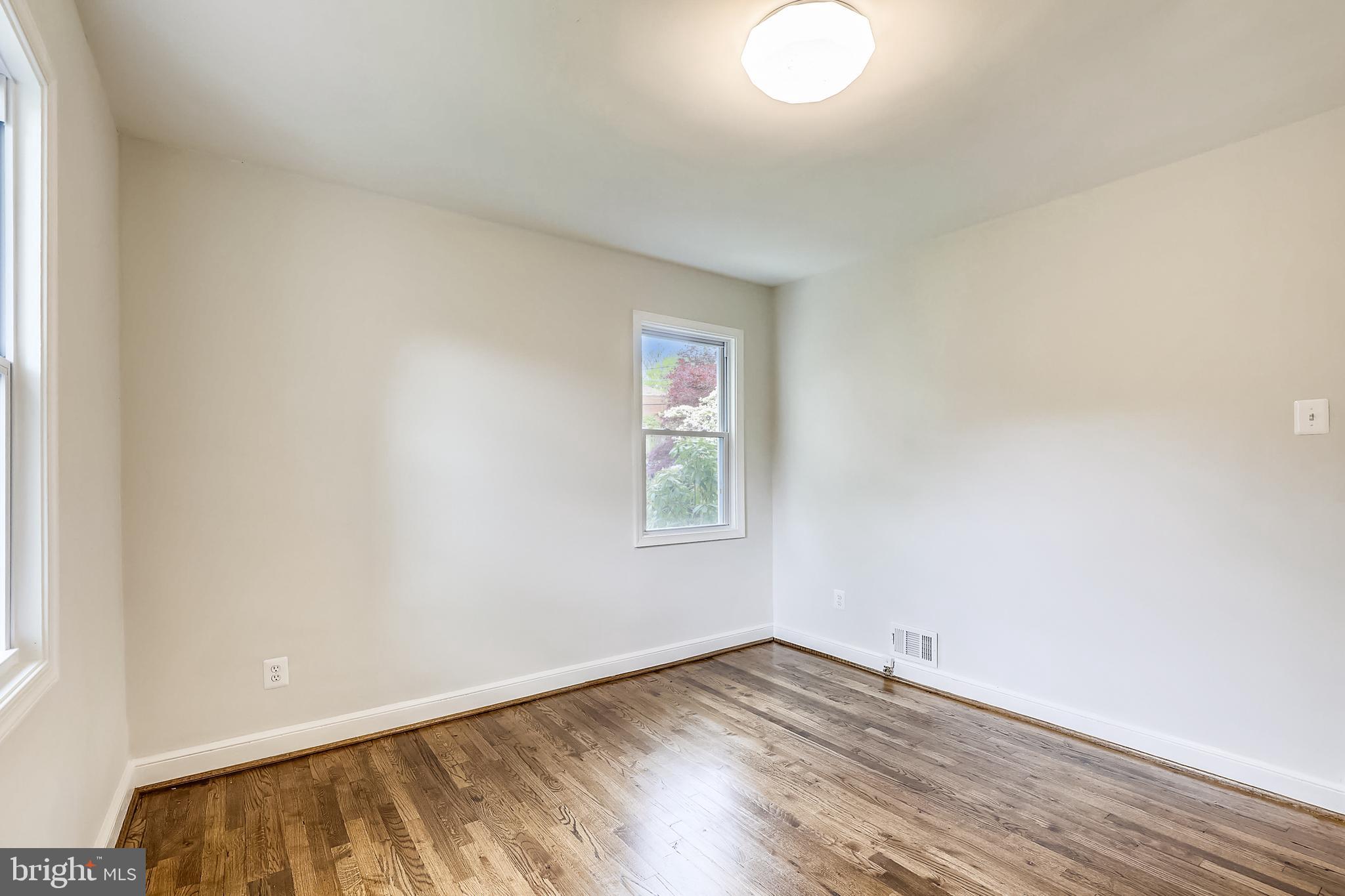 10117 Gates Avenue Silver Spring, MD 20902 - Photo 23 of 69