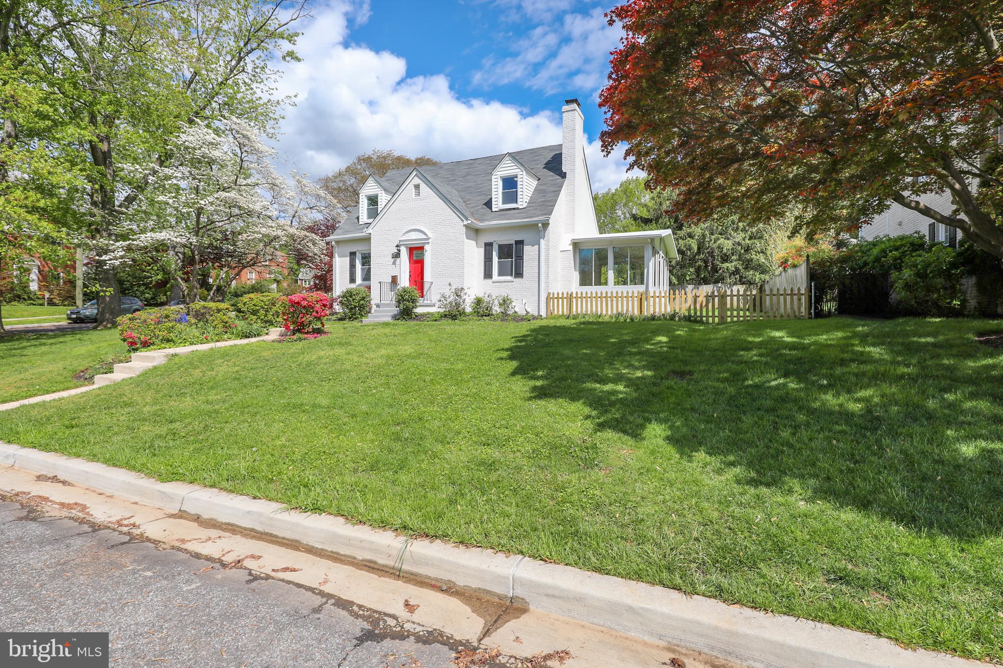 10117 Gates Avenue Silver Spring, MD 20902 - Photo 4 of 69