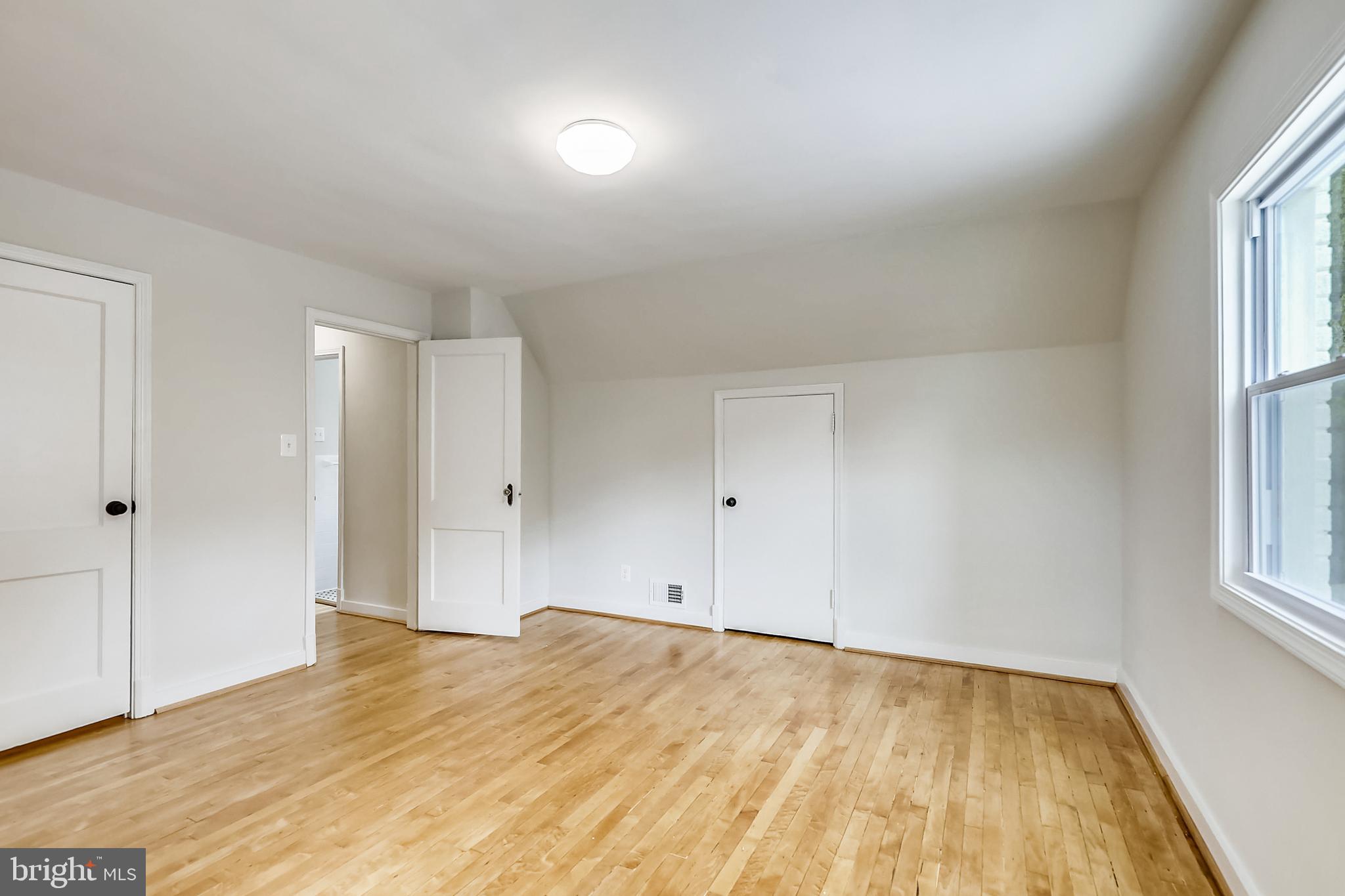 10117 Gates Avenue Silver Spring, MD 20902 - Photo 31 of 69