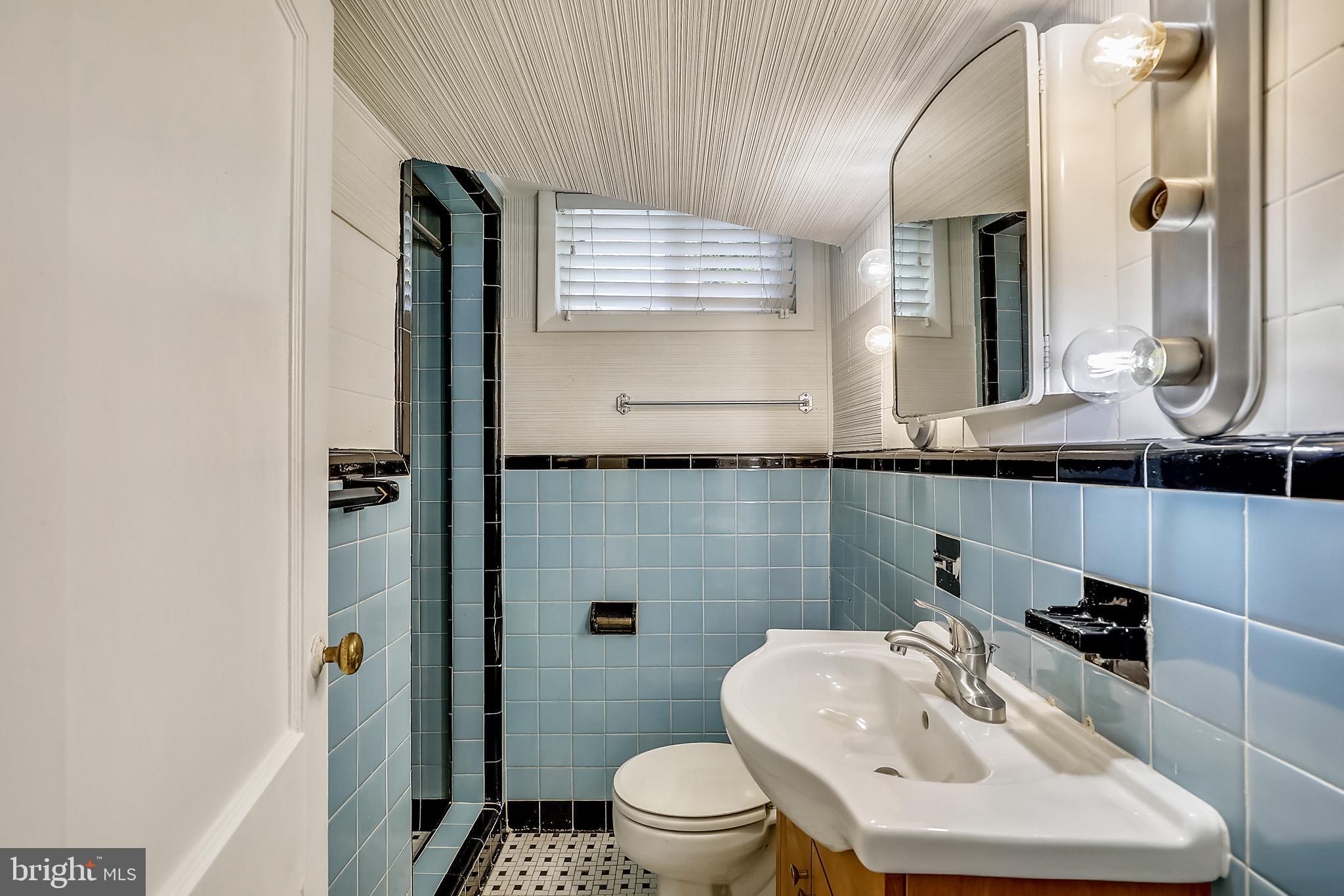 10117 Gates Avenue Silver Spring, MD 20902 - Photo 33 of 69