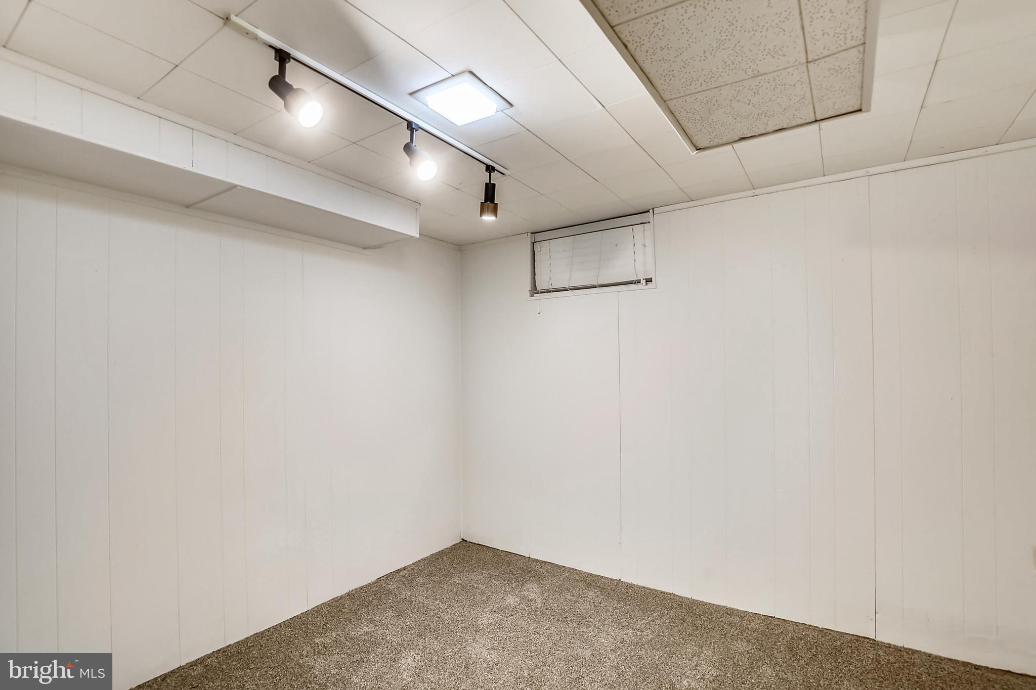 10117 Gates Avenue Silver Spring, MD 20902 - Photo 37 of 69