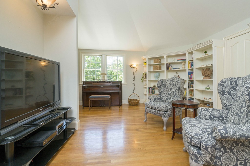 19 Gardner Road Scituate, MA 02066 - Photo 18 of 30 Gallery Image 18