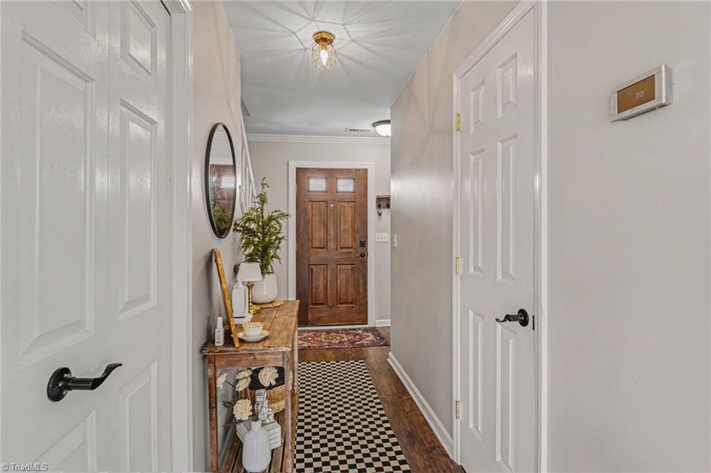 274 Winfield Drive King, NC 27021 - Photo 2 of 25