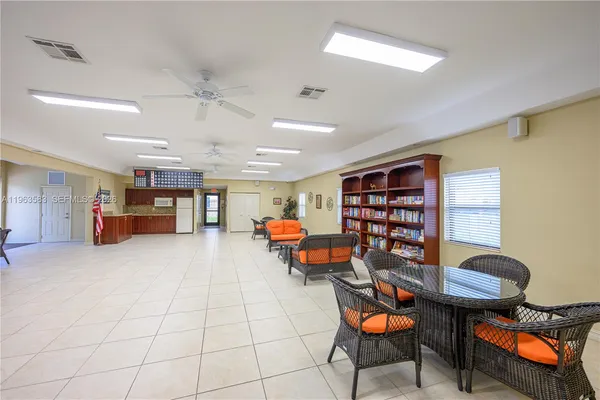 $205,000 | 5560 Lakeside Drive, Unit 204, Margate, FL 33063