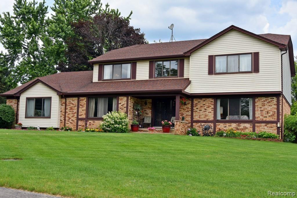2284 West Avon Road Rochester Hills, MI 48309 - Photo 1 of 53